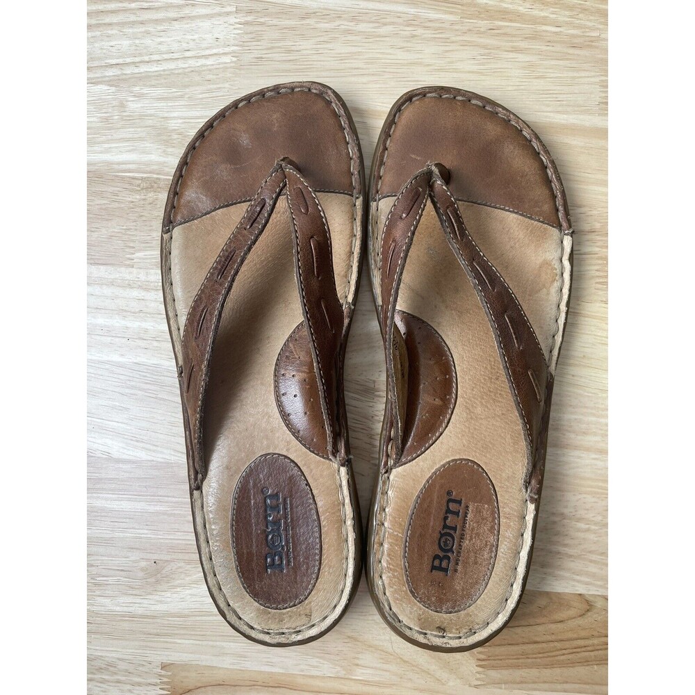 Born Women’s Brown Leather Casual Slide  Thong Flip Flops Sandals Sz 40.5/9